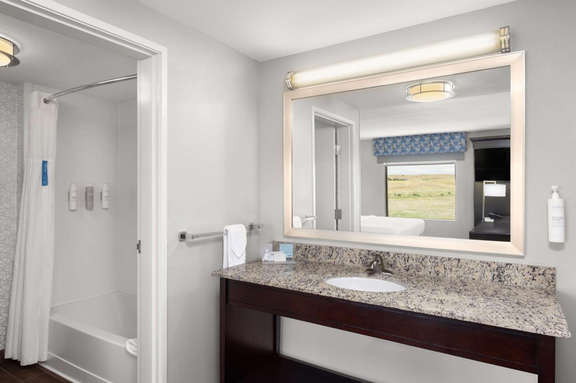 Hampton Inn & Suites Douglas Bagian luar foto