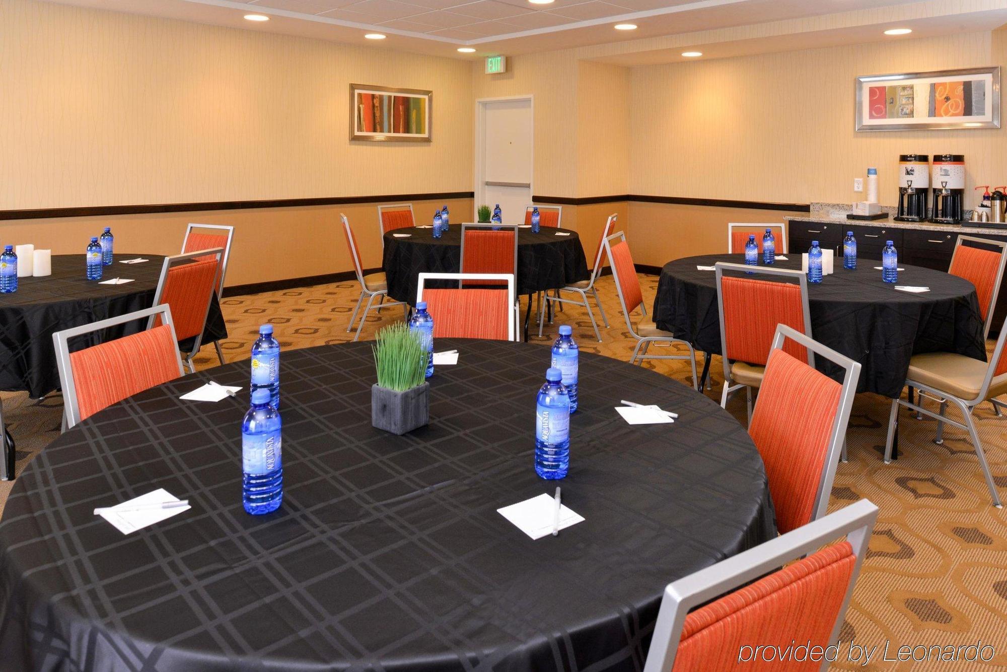 Hampton Inn & Suites Douglas Bagian luar foto