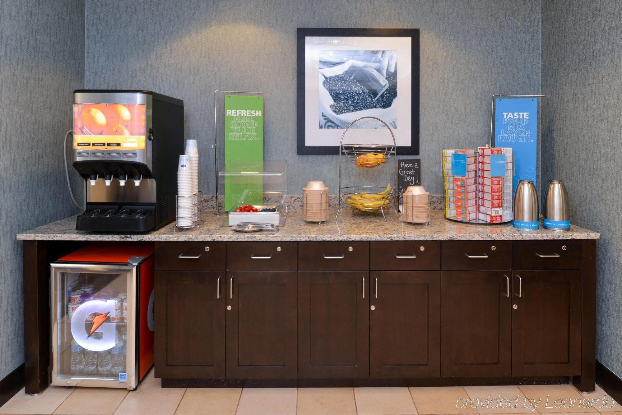 Hampton Inn & Suites Douglas Bagian luar foto